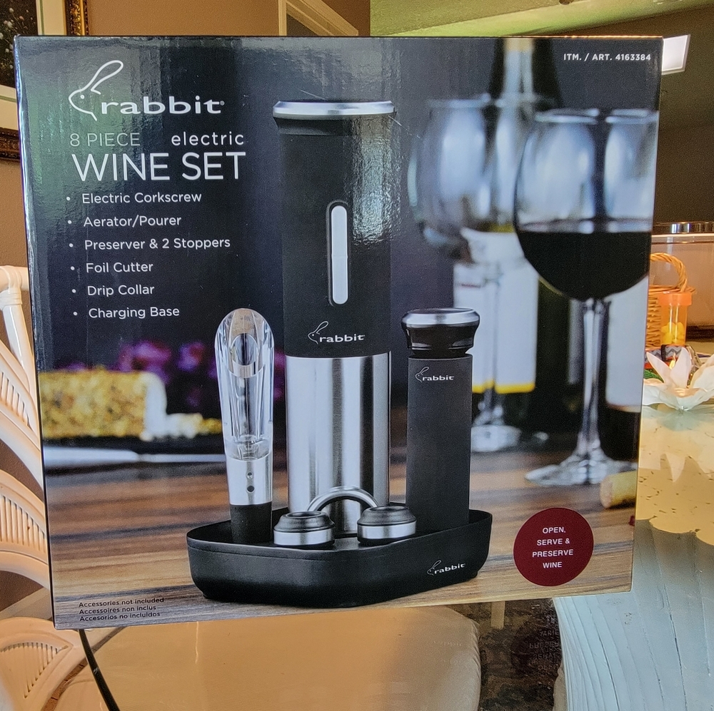 rabbit 8 piece wine set